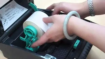 Завантаження витратних матеріалів для принтера етикеток TSC TTP 245C